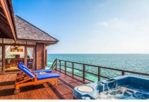 Sun Siyam Olhuveli Maldives - Prestige Jacuzzi Water Villa